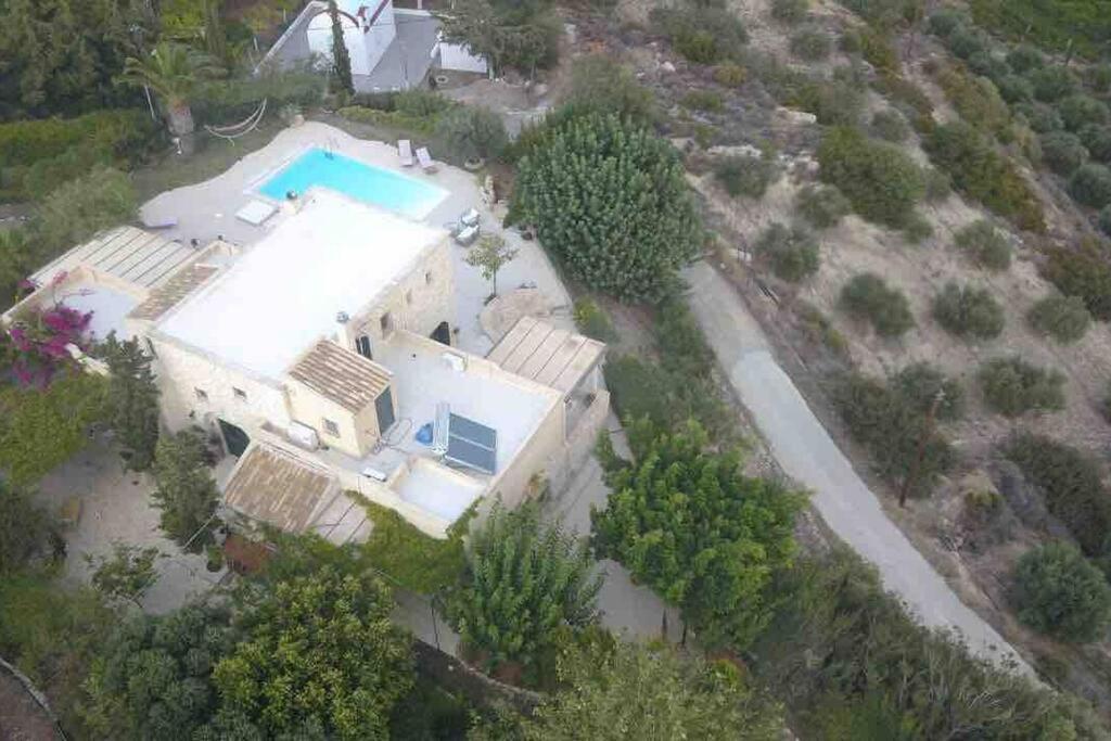 Olive House Traditional Villa With Pool Sitía Eksteriør bilde